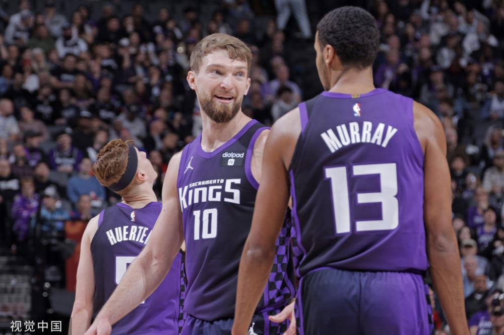 令人瞩目的 令人瞩目的